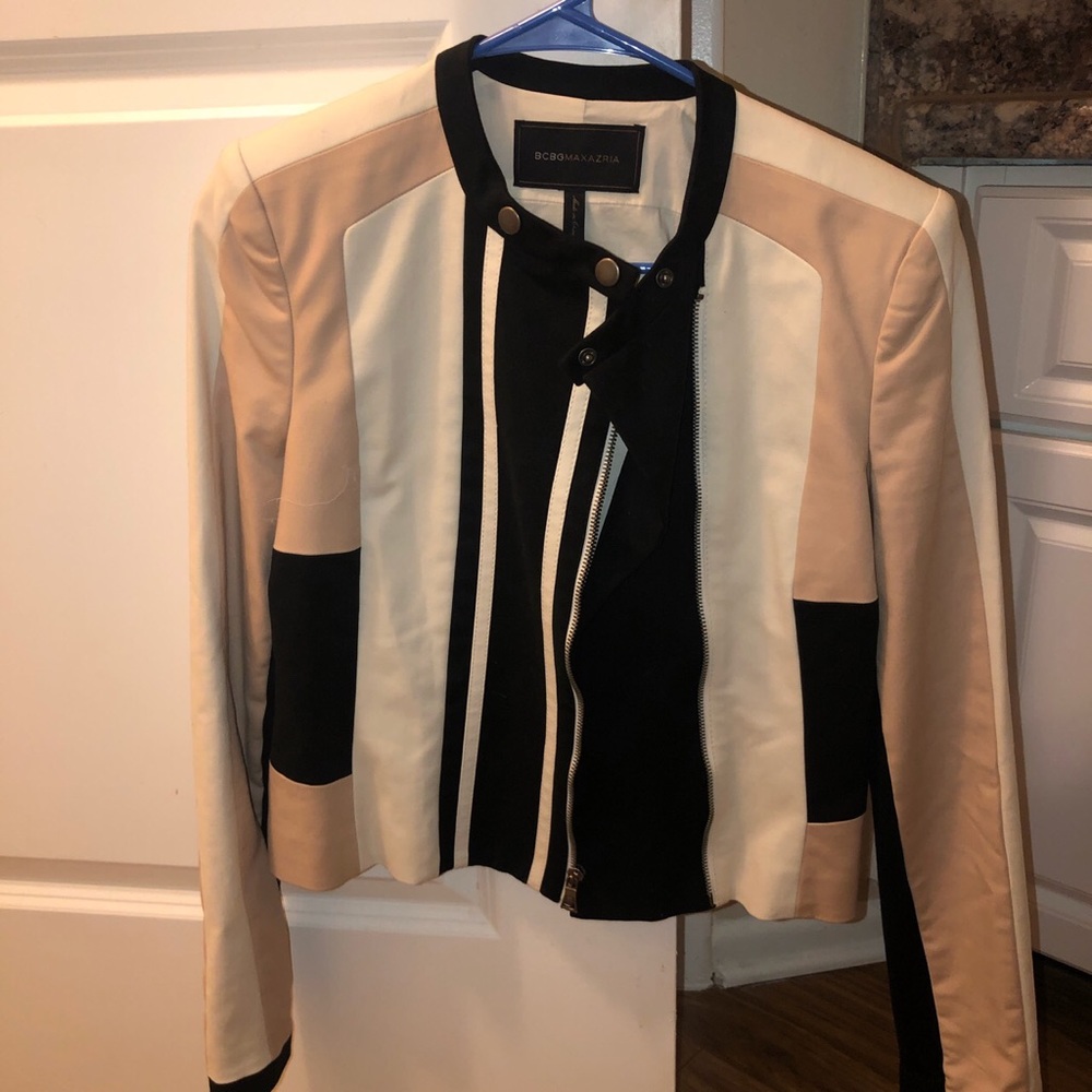 BCBG PINK BLACK AND WHITE BLAZER